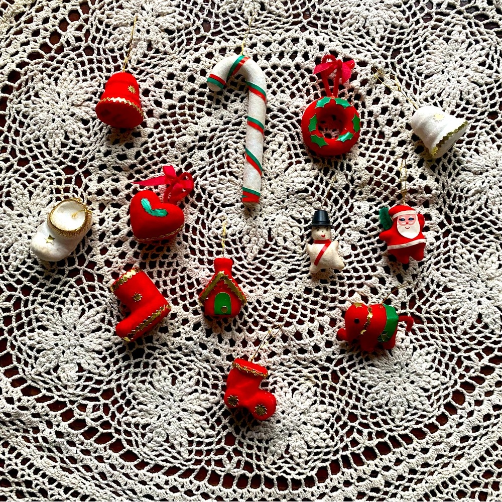12 Vintage Christmas ornaments from Costa Rica 1988.